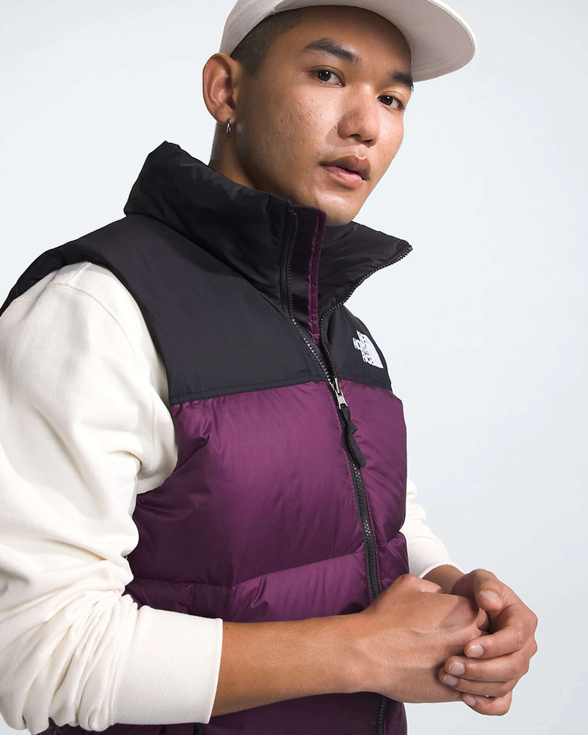 1996 Retro Nuptse Vest - Black Current Purple