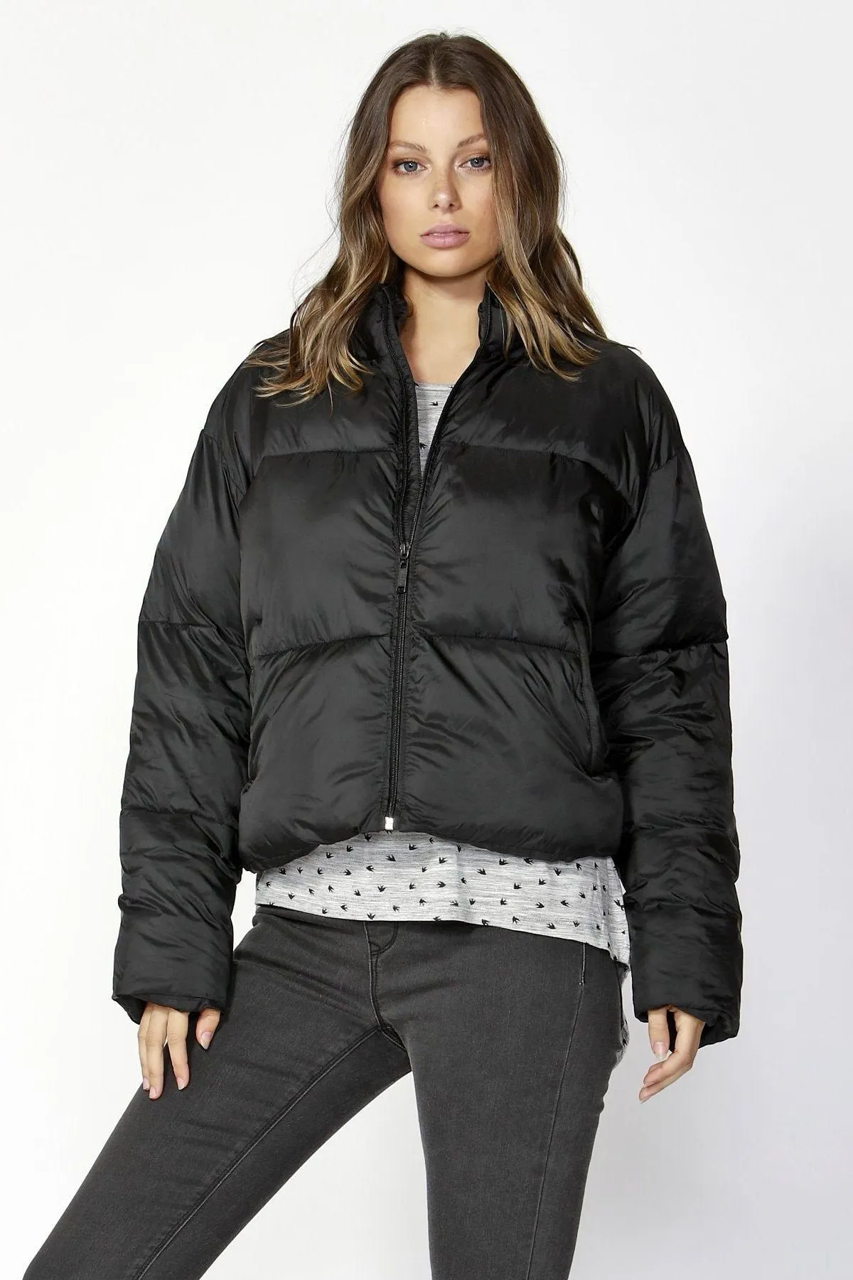 Betty Basics Dylan Cropped Puffer Jacket in Black