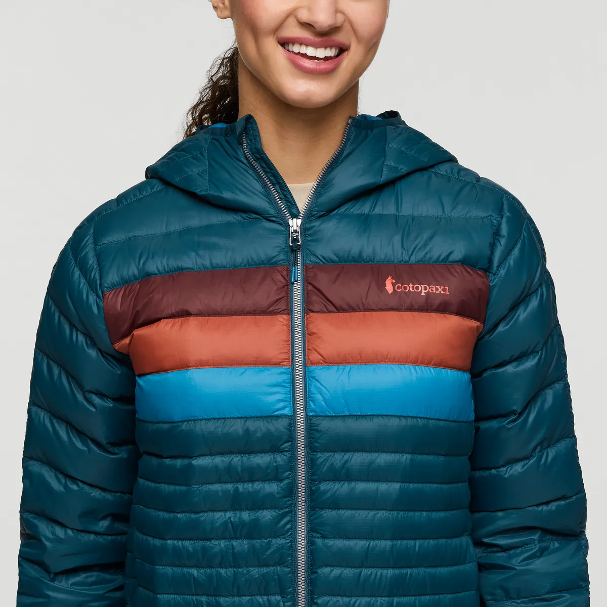 Fuego Hooded Down Jacket - Women's