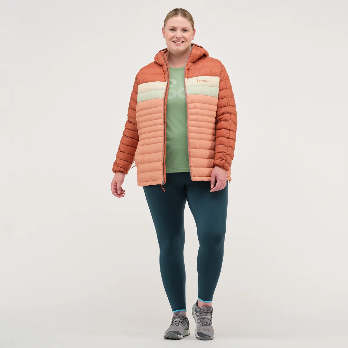 Fuego Hooded Down Jacket - Women's