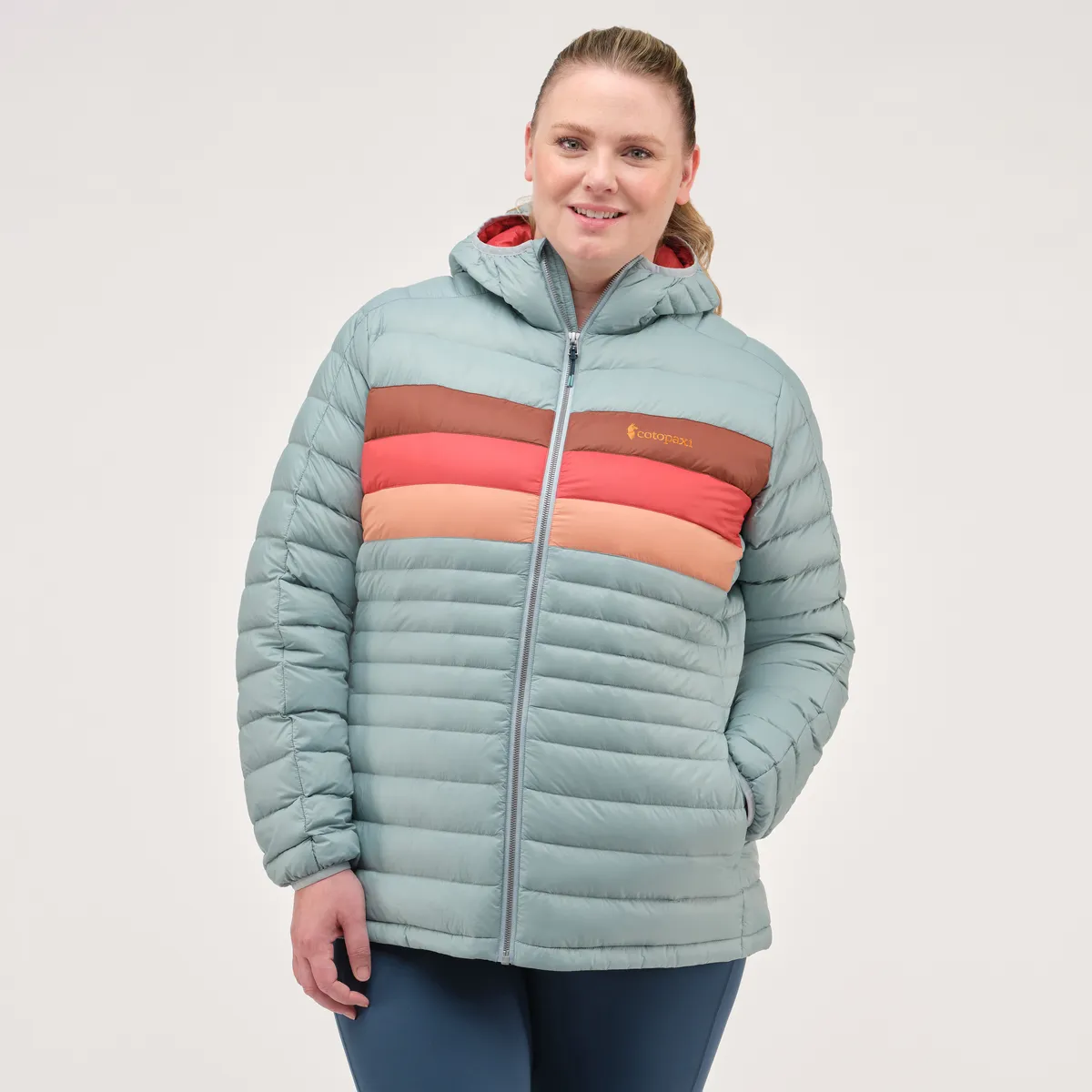 Fuego Hooded Down Jacket - Women's