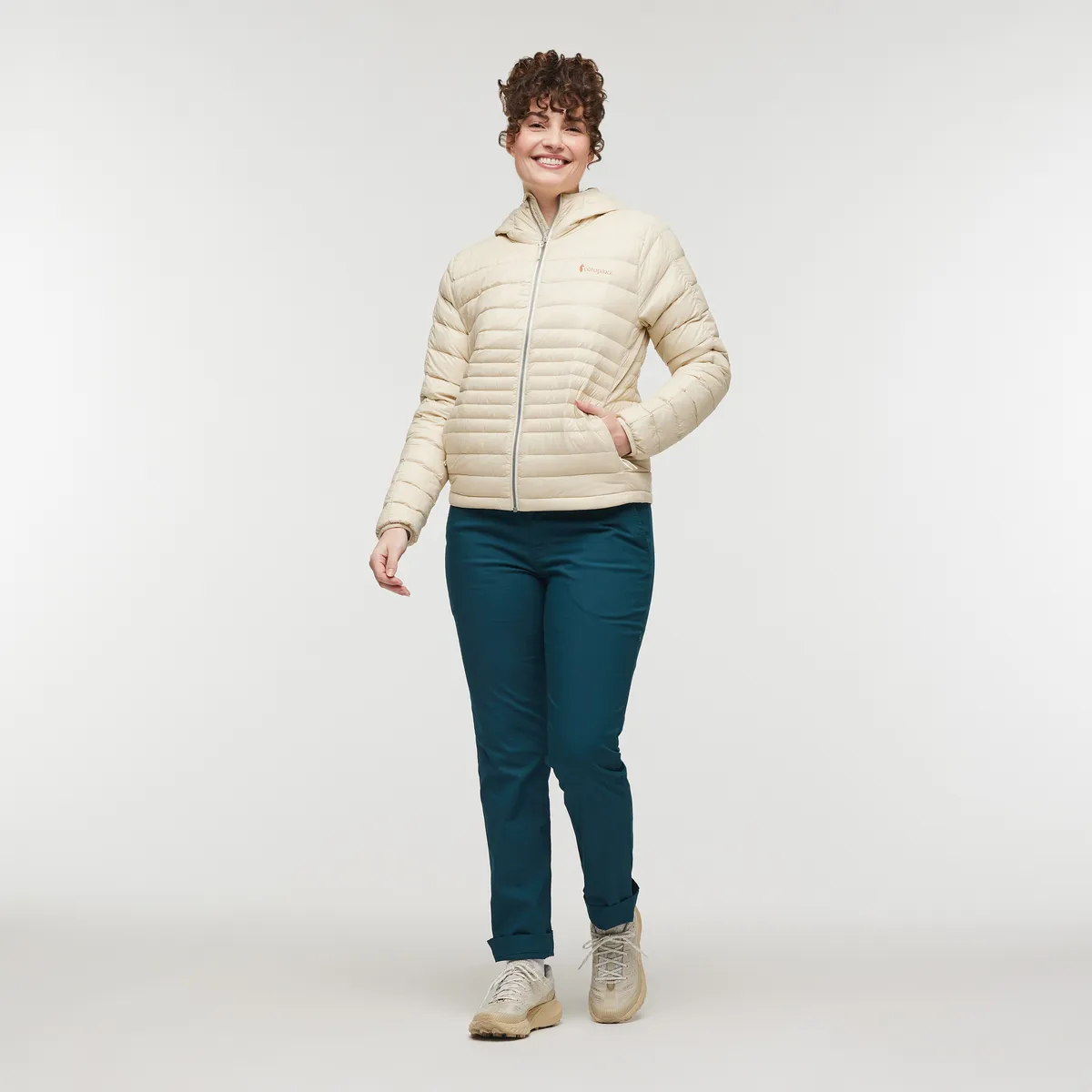 Fuego Hooded Down Jacket - Women's