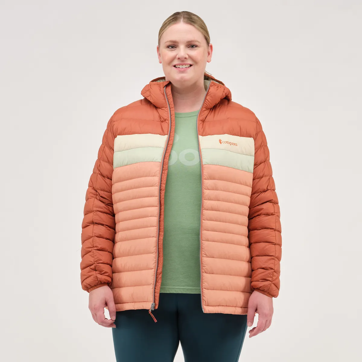 Fuego Hooded Down Jacket - Women's