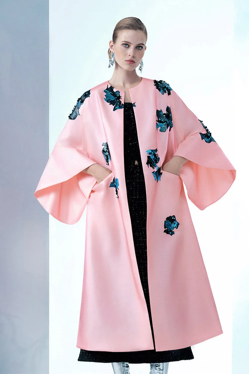 Inner Blossom Trapezoid Bell Sleeved Zibeline Calf Length Coat