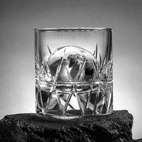 UniWhis Handmade Premium Whisky Glass Set, Handcrafted Whisky Glass with Wide Mouth, Thick Base, and Aroma-Enhancing Design